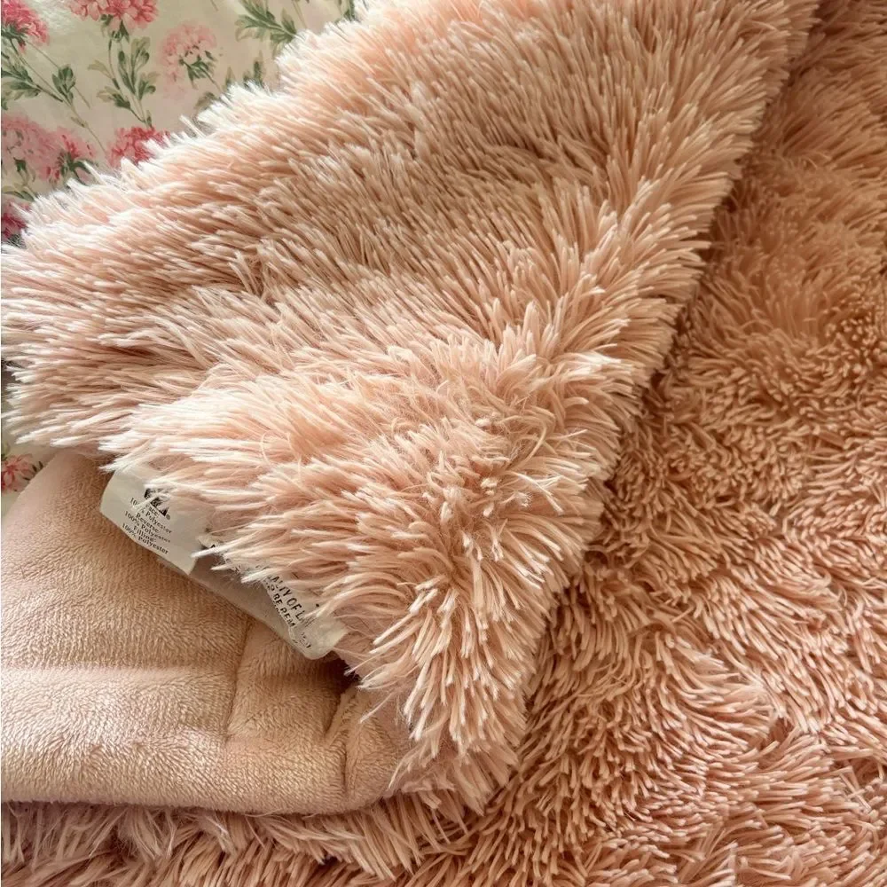 Plush Shag Twin XL Dorm Comforter
